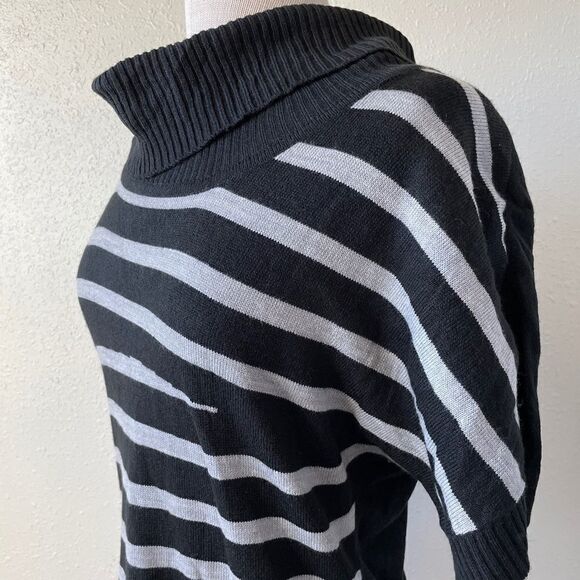 NWT AGB Long Striped Cowl Neck Sweater Size M - Picture 4 of 8